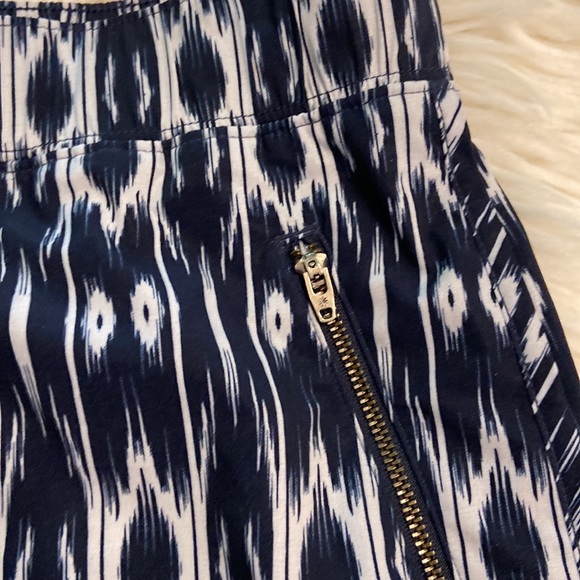 Athleta Skorts size S excellent condition two front pockets with zipper - Picture 7 of 12